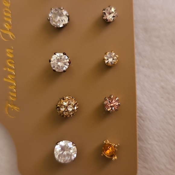 3/$30 Vintage Twelve Single Crystal Post Stud Earrings - Picture 2 of 3